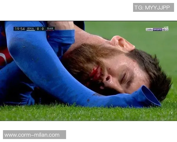 拦都拦不住！对手疑肘击法尔孔，梅西出面“教育”阿根廷老乡