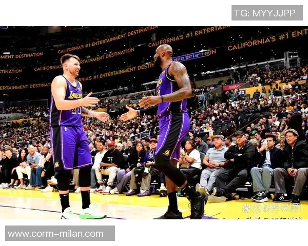 湖人双枪67+16+14：最多抢先26分豪取7连胜 坐稳西部第二